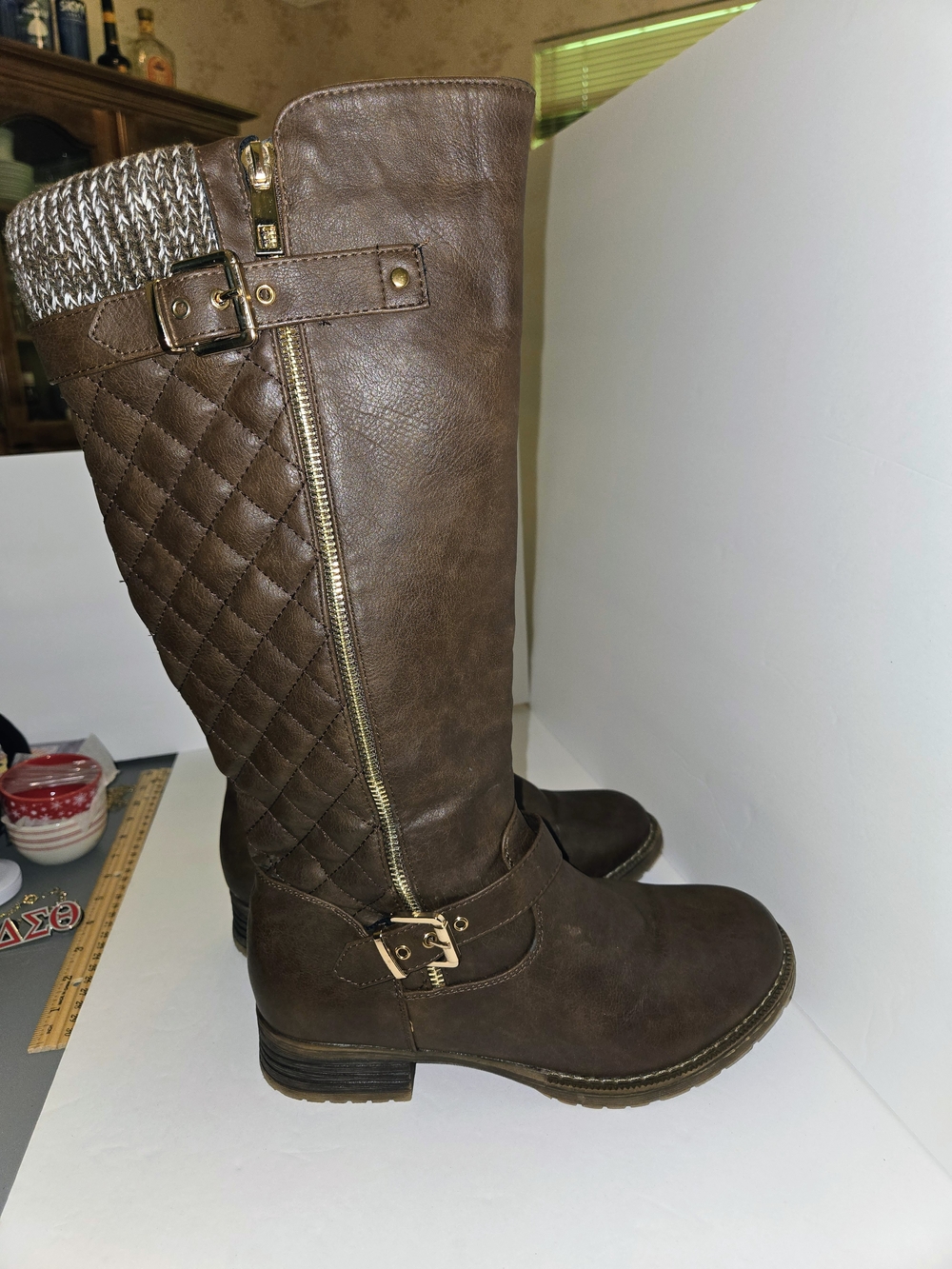 Global Win Women's 8.5 Quilted Knee High Fashion Boots - Picture 6 of 12